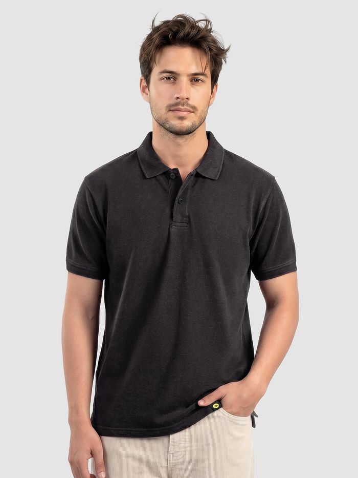 Black T-shirt